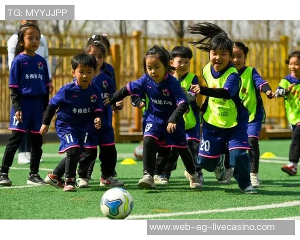 踢足球的乐趣与技巧探讨让我们一起享受这项全球最受欢迎的运动